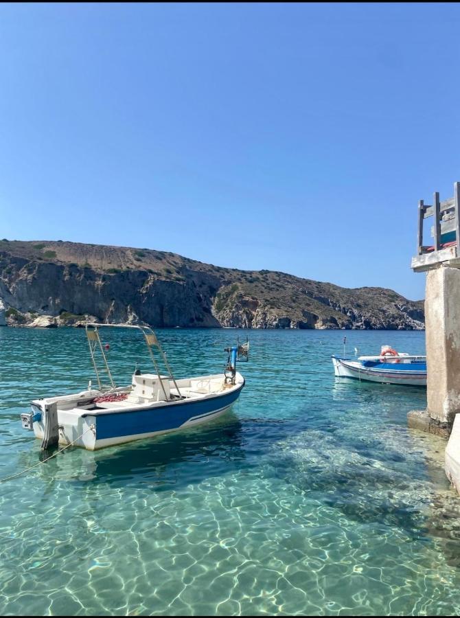 Erginas Boat House Apartment Plaka  Екстериор снимка