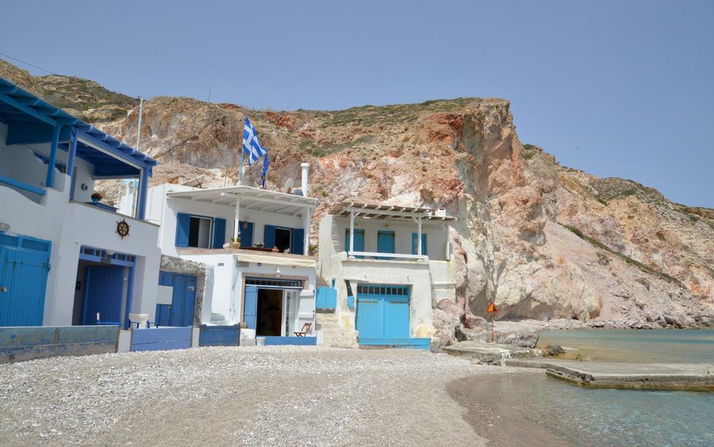Erginas Boat House Apartment Plaka  Екстериор снимка