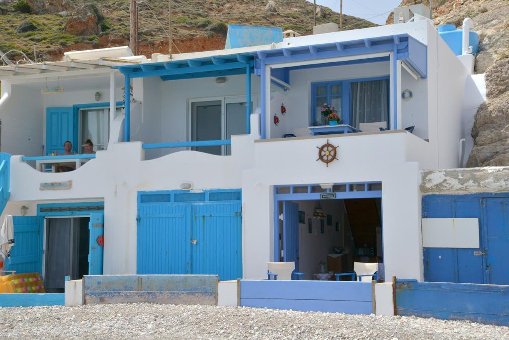 Erginas Boat House Apartment Plaka  Екстериор снимка