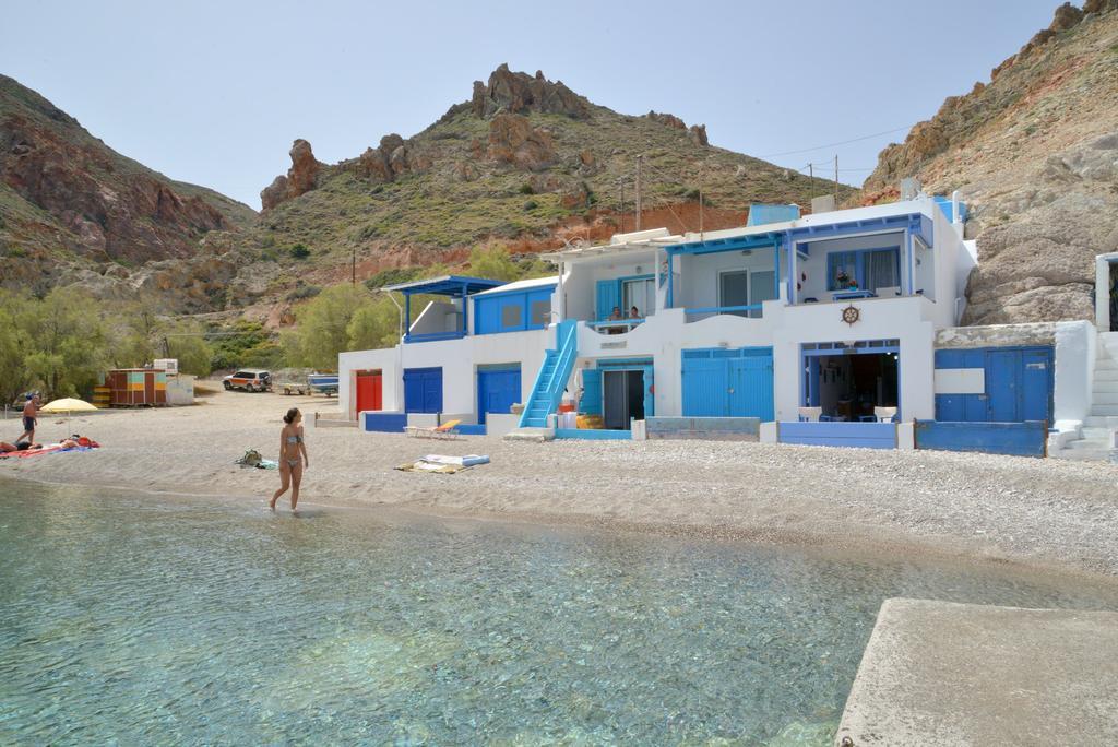 Erginas Boat House Apartment Plaka  Екстериор снимка